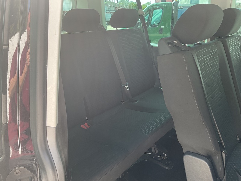 Volkswagen TDI SE Shuttle LWB DSG