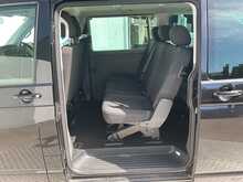 Volkswagen Transporter TDI SE Shuttle LWB DSG 