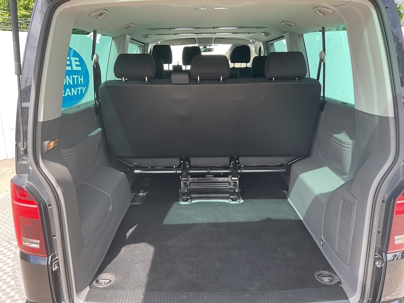 Volkswagen TDI SE Shuttle LWB DSG