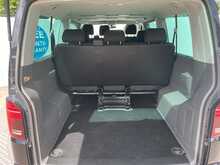 Volkswagen Transporter TDI SE Shuttle LWB DSG 