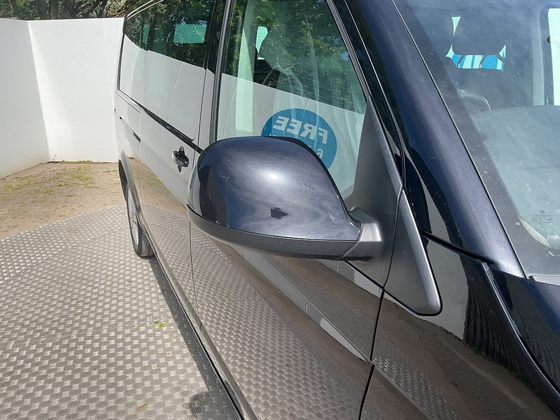 Volkswagen TDI SE Shuttle LWB DSG