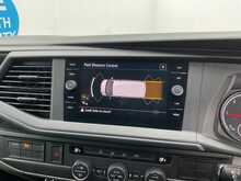 Volkswagen Transporter Shuttle TDI SE 9 Seater Euro 6 