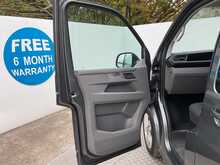 Volkswagen Transporter Shuttle TDI SE 9 Seater Euro 6 