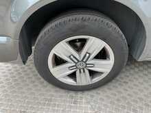 Volkswagen Transporter Shuttle TDI SE 9 Seater Euro 6 