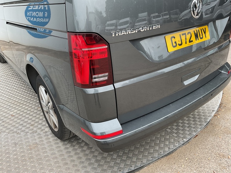 Volkswagen TDI SE 9 Seater Euro 6