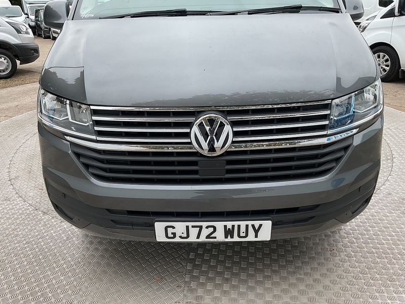 Volkswagen TDI SE 9 Seater Euro 6