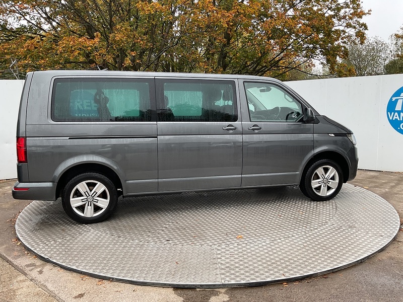 Volkswagen TDI SE 9 Seater Euro 6