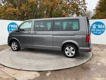 Volkswagen Transporter Shuttle TDI SE 9 Seater Euro 6 