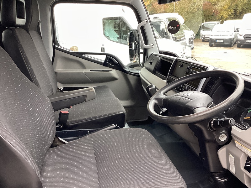 Mitsubishi D 3C13 3400 LWB Dropside Euro 6 L= 13ft 11