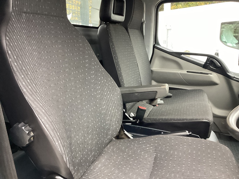 Mitsubishi D 3C13 3400 LWB Dropside Euro 6 L= 13ft 11