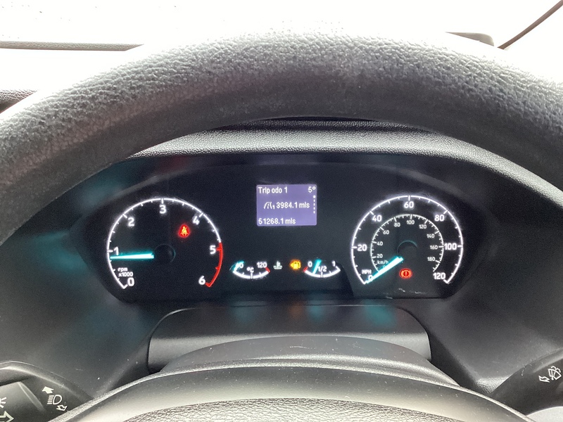 Ford 300 EcoBlue SWB H/R A/C Euro 6 *NEW WET BELT*