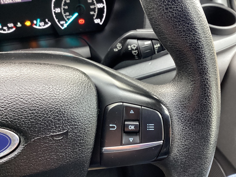 Ford 300 EcoBlue SWB H/R A/C Euro 6 *NEW WET BELT*