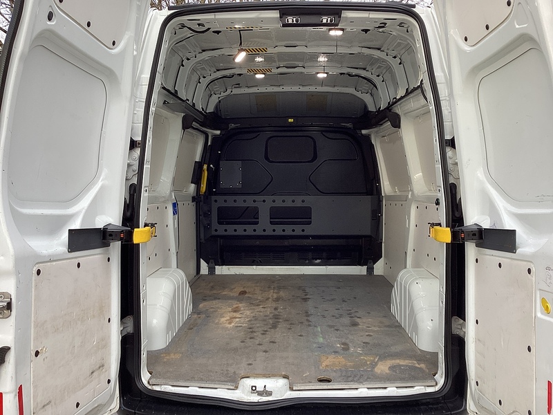 Ford 300 EcoBlue SWB H/R A/C Euro 6 *NEW WET BELT*