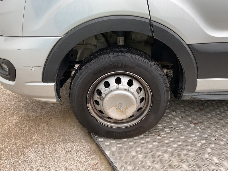 Ford 460 EcoBlue Limited Tacho Auto