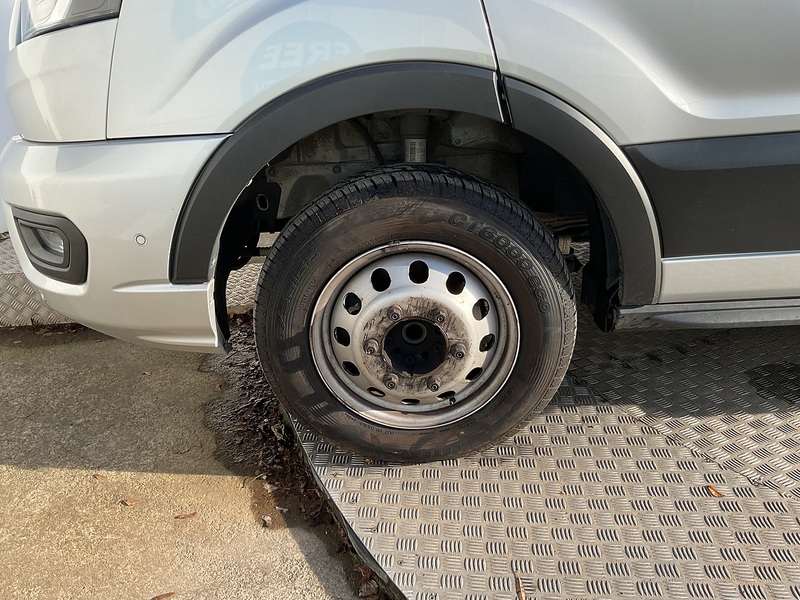 Ford 460 EcoBlue Limited Tacho