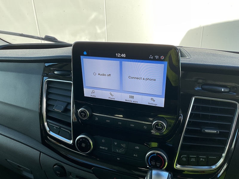 Ford 460 EcoBlue Limited Tacho