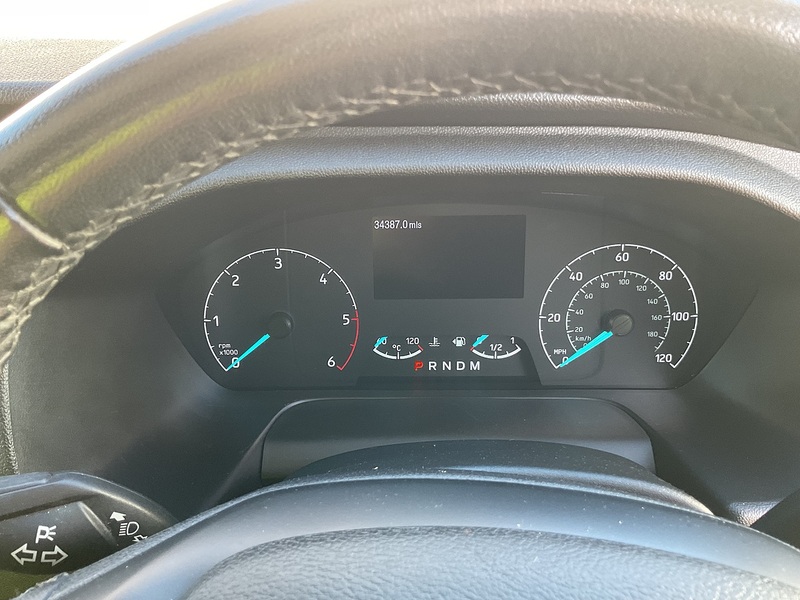 Ford 460 EcoBlue Limited Tacho