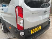 Ford Transit 460 EcoBlue Limited 17 Seat Minibus 