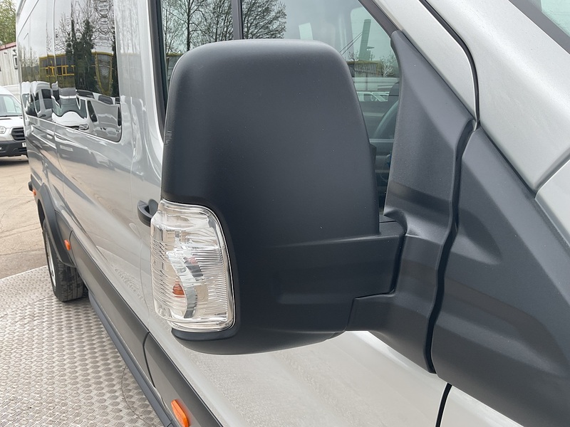 Ford 460 EcoBlue Limited 17 Seat Minibus