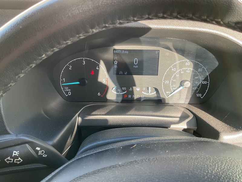 Ford 460 EcoBlue Limited Tacho