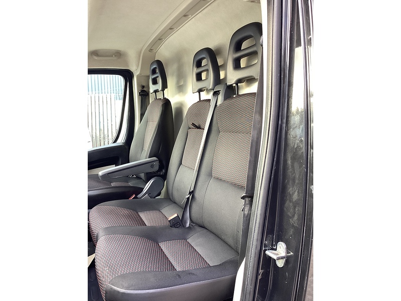 Peugeot BlueHDi 335 Professional LWB H/R Euro 6 **NO VAT**