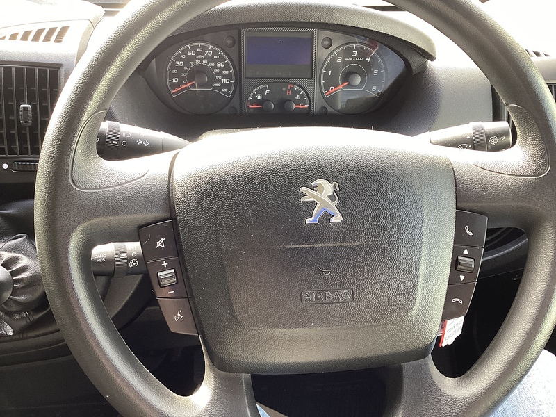 Peugeot BlueHDi 335 Professional LWB H/R Euro 6