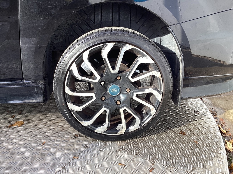 Ford 280 EcoBlue Limited SWB L/R Euro 6 ** NO VAT**