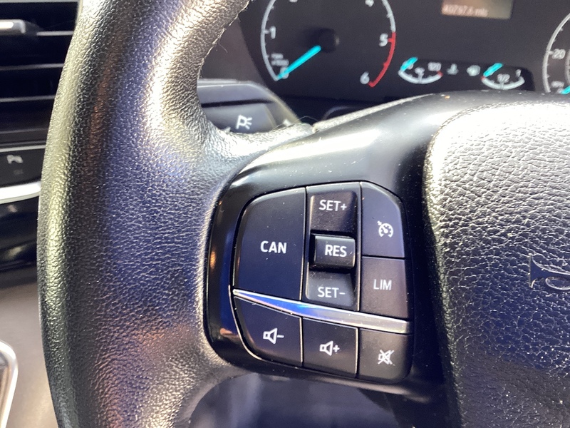 Ford 280 EcoBlue Limited SWB L/R Euro 6 ** NO VAT**