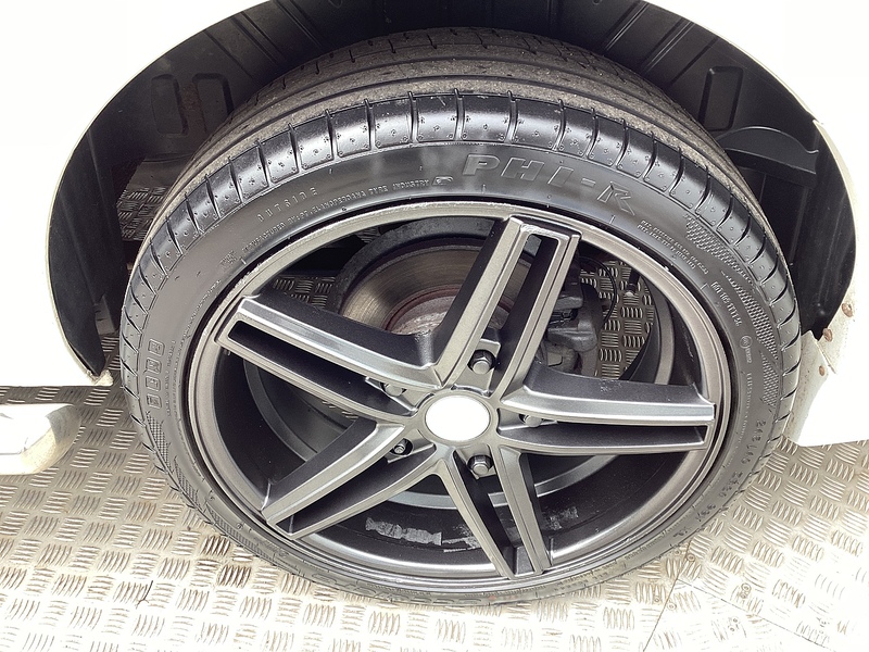 Ford TDCi 290 Limited SWB L/R Crewvan A/C  