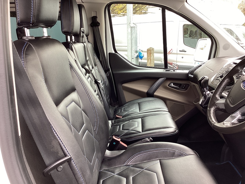 Ford TDCi 290 Limited SWB L/R Crewvan A/C  
