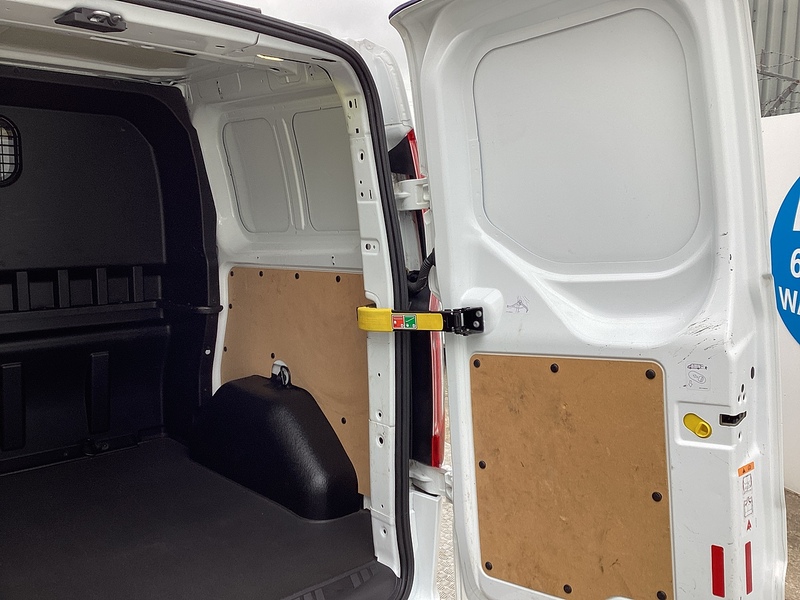 Ford TDCi 290 Limited SWB L/R Crewvan A/C  