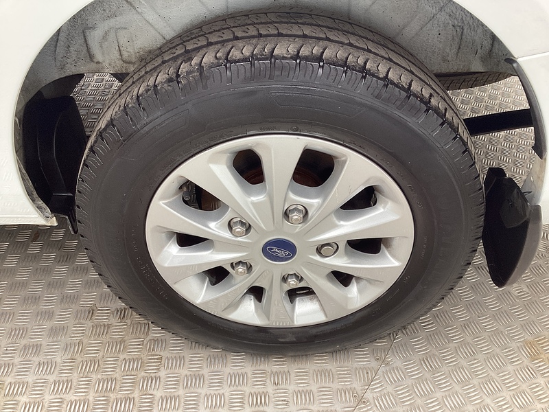 Ford 300 EcoBlue Limited LWB L/R A/C Euro 6 ** NO VAT**