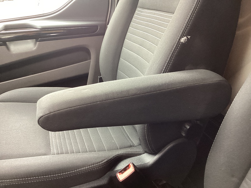 Ford 300 EcoBlue Limited LWB L/R A/C Euro 6 ** NO VAT**