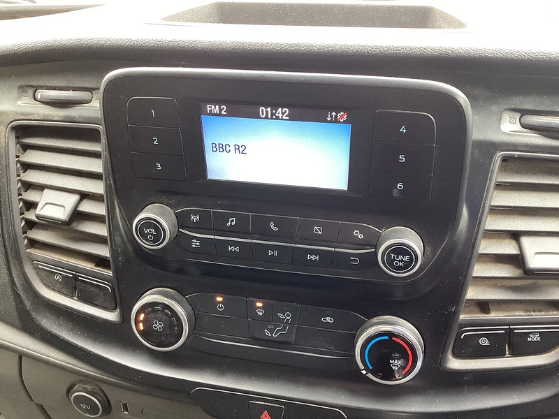 Ford 350 EcoBlue Leader Crewcab Tipper Euro 6 L=9ft 3