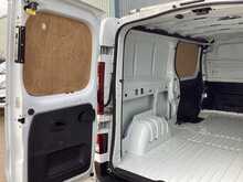 Renault Trafic dCi ENERGY 30 Business+ LWB L/R Euro 6 