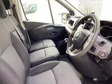 Renault Trafic dCi ENERGY 30 Business+ LWB L/R Euro 6 