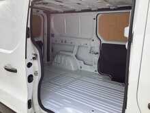 Renault Trafic dCi ENERGY 30 Business+ LWB L/R Euro 6 