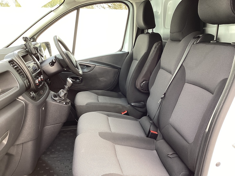 Renault dCi ENERGY 30 Business+ LWB L/R Euro 6