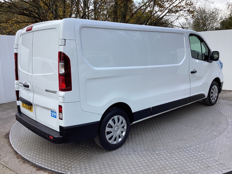 Renault dCi Blue LL30 Business+ LWB L/R A/C Euro 6