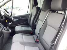 Renault Trafic dCi Blue LL30 Business+ LWB L/R A/C Euro 6 