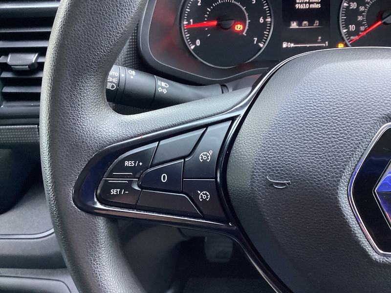 Renault dCi Blue LL30 Business+ LWB L/R A/C Euro 6