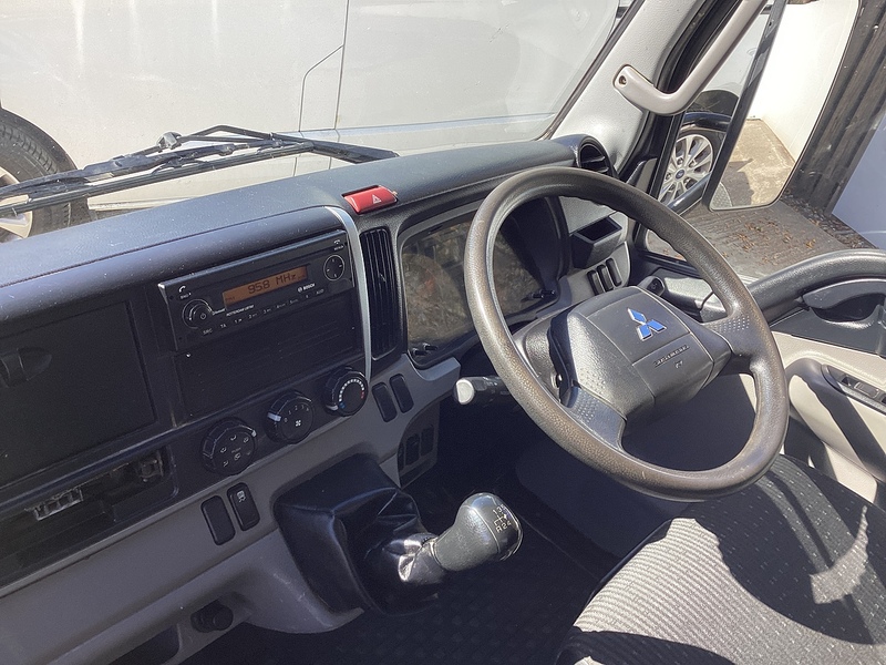 Mitsubishi D 3C13 3400 LWB Dropside Euro 6 L=13ft 11