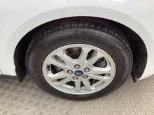 Ford Transit Connect 240 EcoBlue Limited LWB L/R A/C Euro 6 