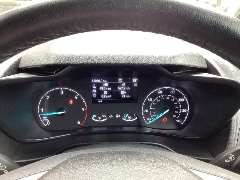 Ford 240 EcoBlue Limited LWB L/R A/C Euro 6