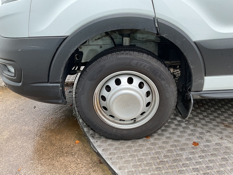 Ford 460 EcoBlue Leader 