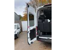 Ford Transit 460 EcoBlue Leader 