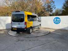 Ford Transit 350 EcoBlue Trend 12 Seater 