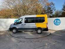 Ford Transit 350 EcoBlue Trend 12 Seater 