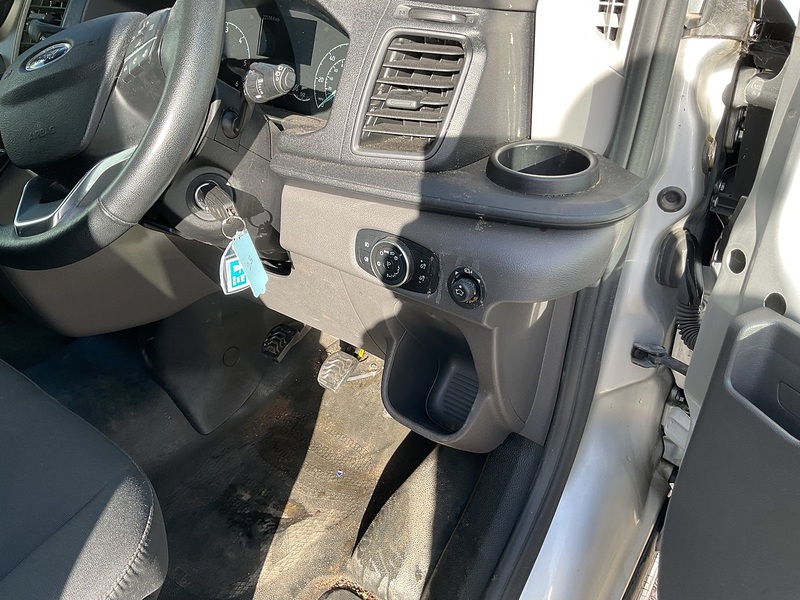 Ford 350 EcoBlue Trend 12 Seater