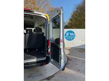 Ford Transit 350 EcoBlue Trend 12 Seater 